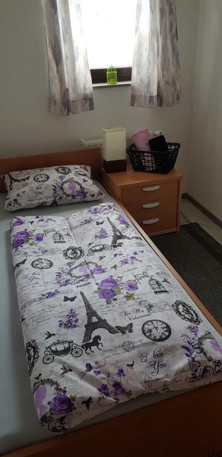 Prenociste-Sobe-Rooms-Aman Bihac Luaran gambar