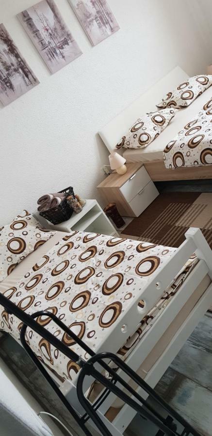 Prenociste-Sobe-Rooms-Aman Bihac Luaran gambar