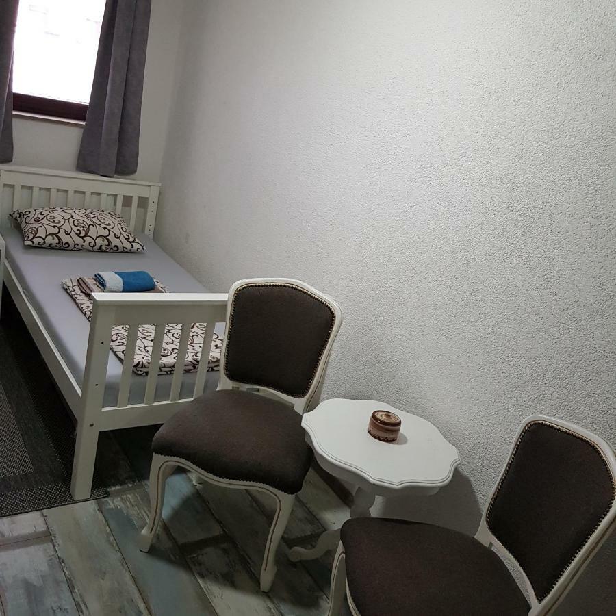 Prenociste-Sobe-Rooms-Aman Bihac Luaran gambar