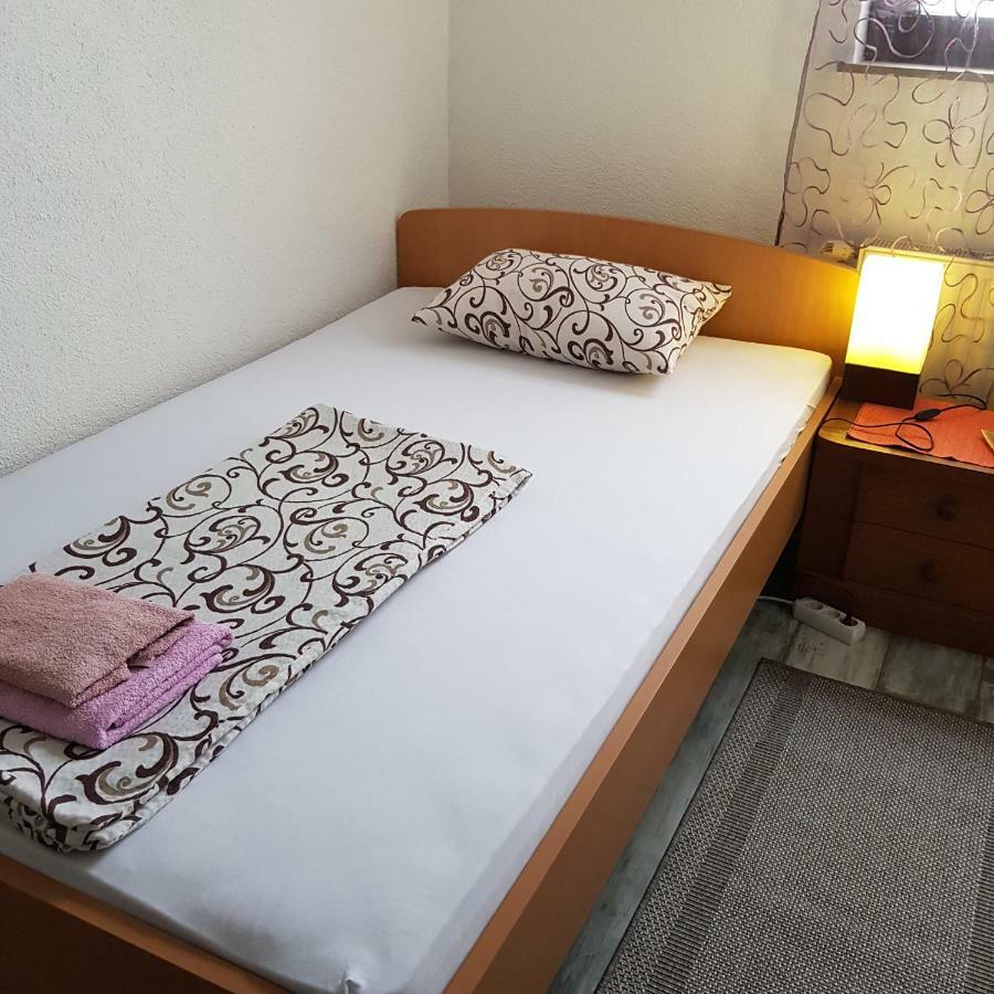 Prenociste-Sobe-Rooms-Aman Bihac Luaran gambar