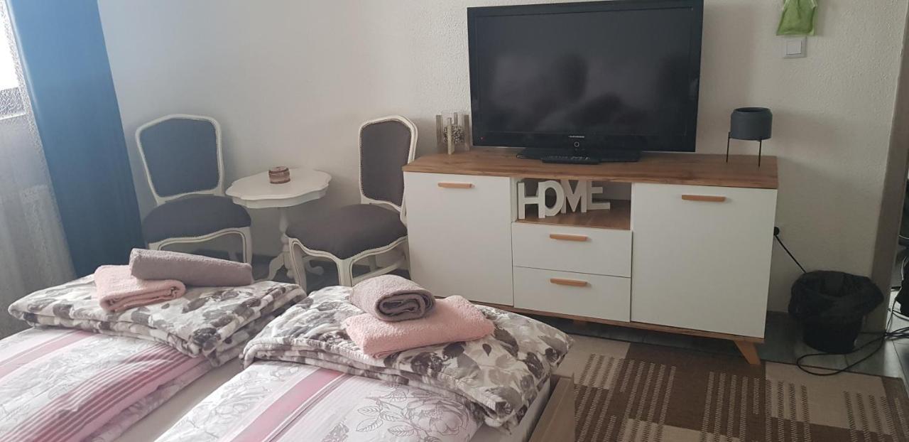 Prenociste-Sobe-Rooms-Aman Bihac Luaran gambar